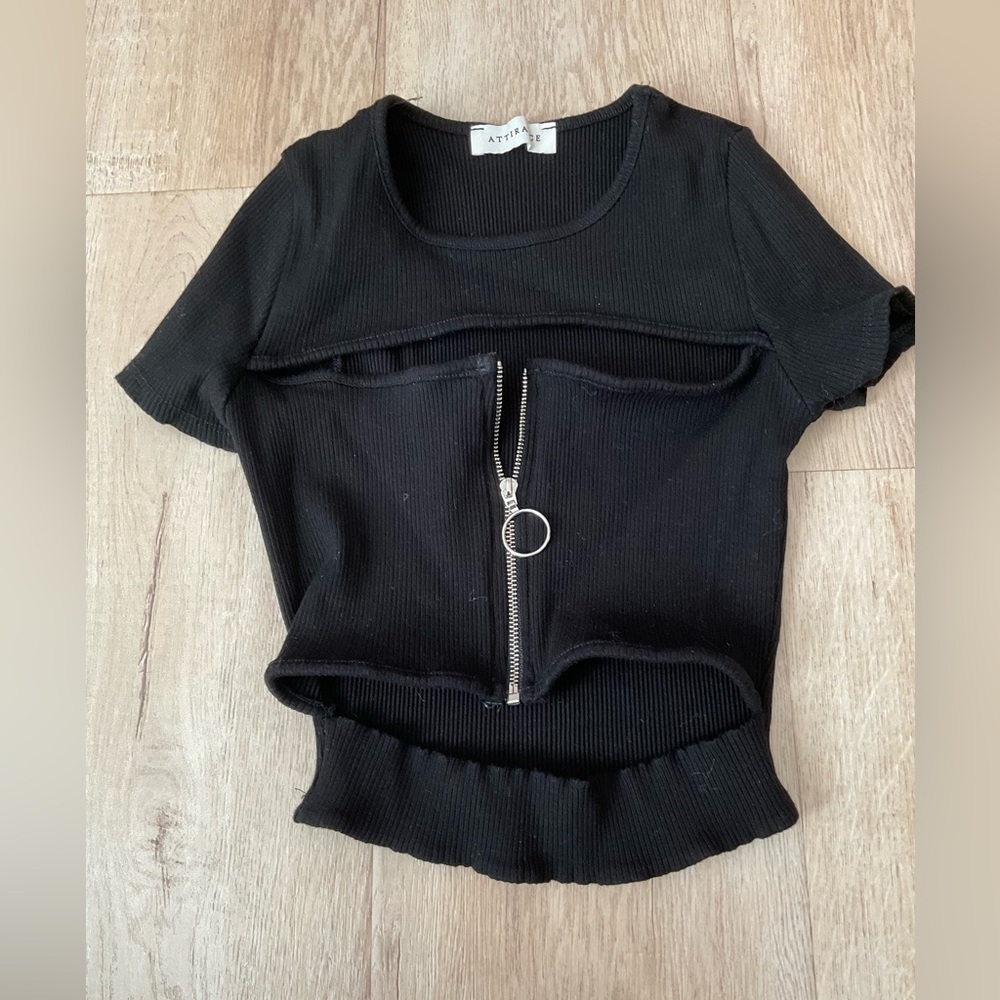 Attyre Black Crop Top with Zipper